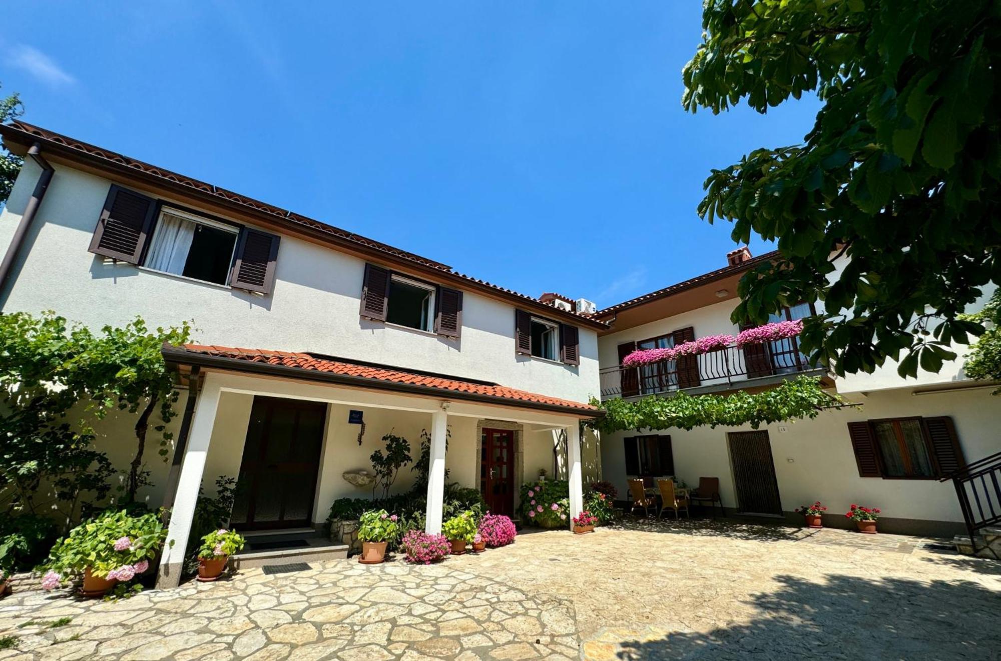 Guest House Renata 普罗明 外观 照片